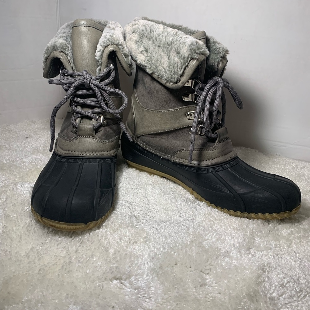 Tommy Hilfiger Womens Duck Boots